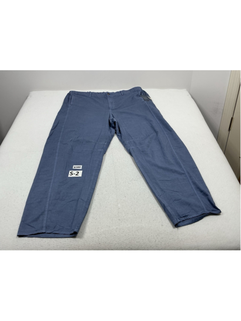 Womans NWT Universal Thread Slacks Blue Size 20